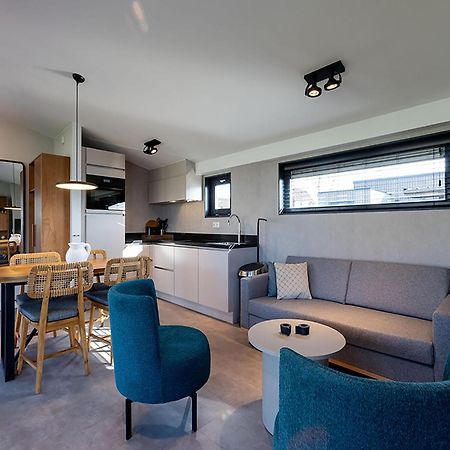 Luxury Docklodge On The Water Delfstrahuizen Zewnętrze zdjęcie