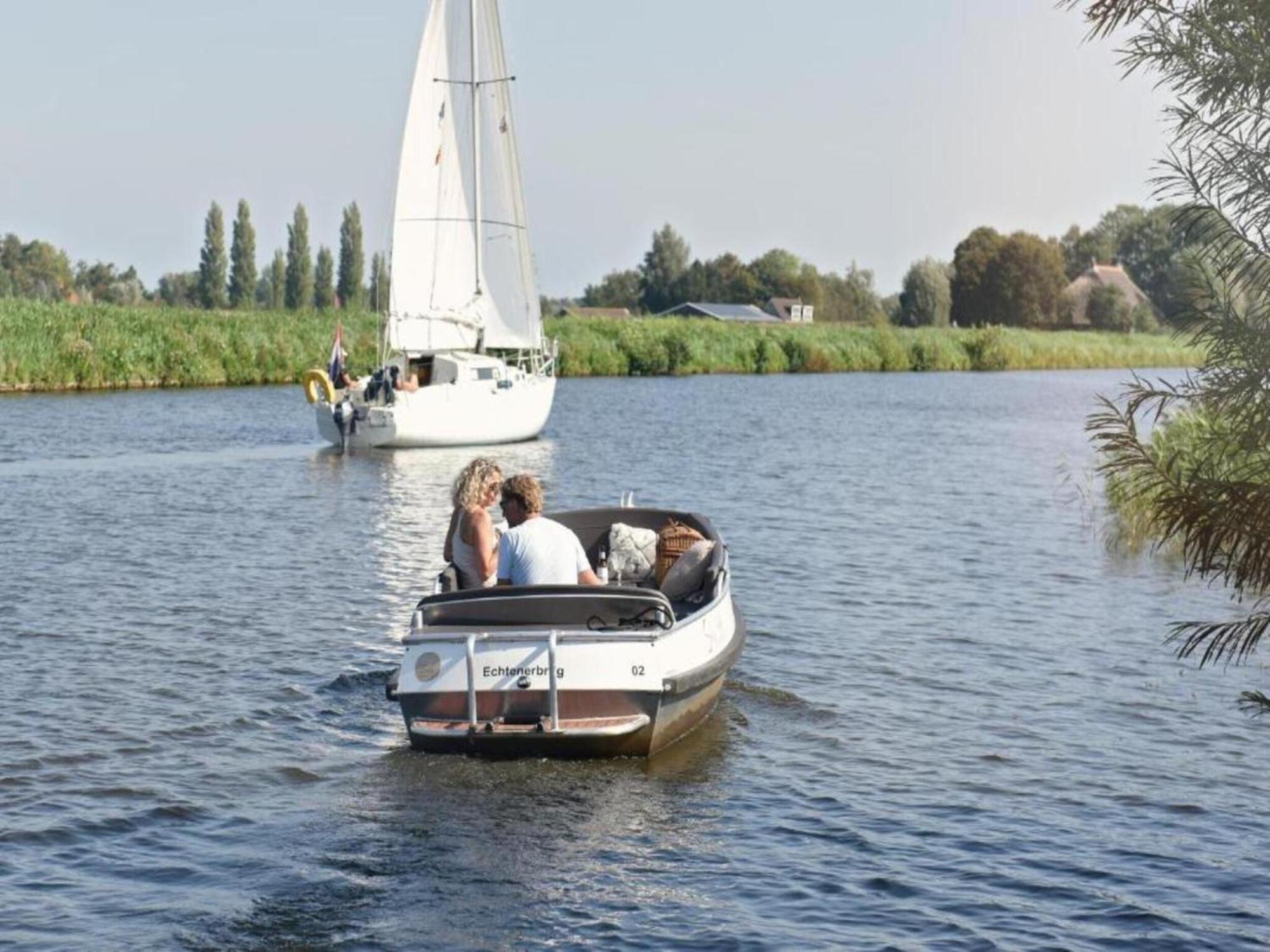 Luxury Docklodge On The Water Delfstrahuizen Zewnętrze zdjęcie